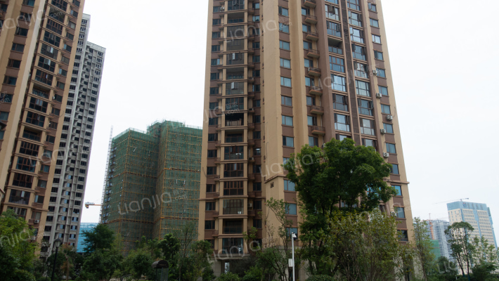 万里时代广场外景图