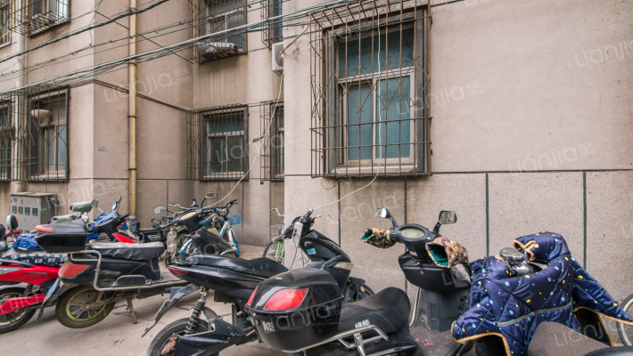 工人新村外景图