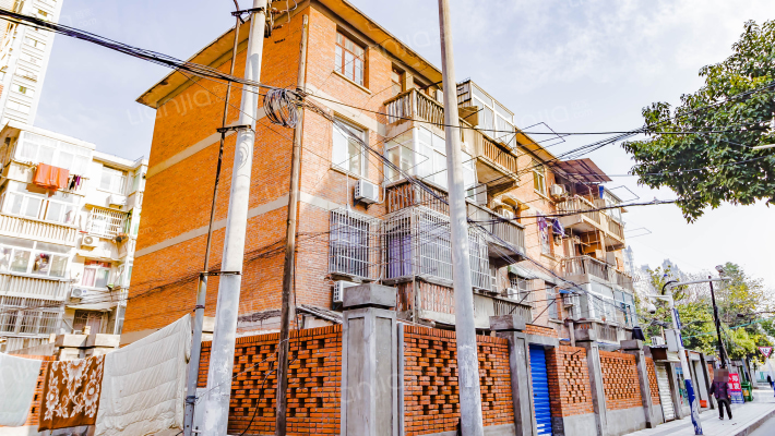 航运西村外景图