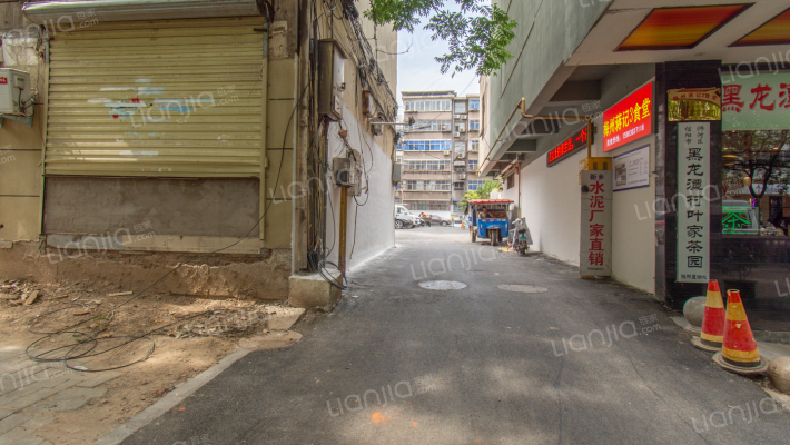 纬三路16号院外景图