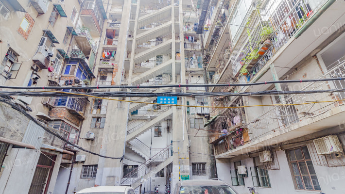 中山路517号外景图