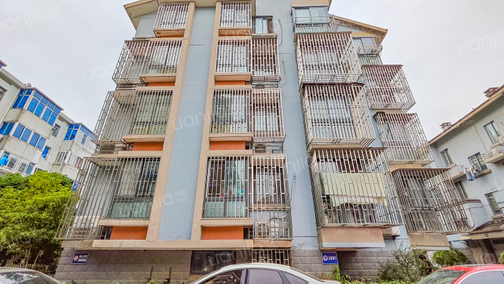 东苑小区外景图