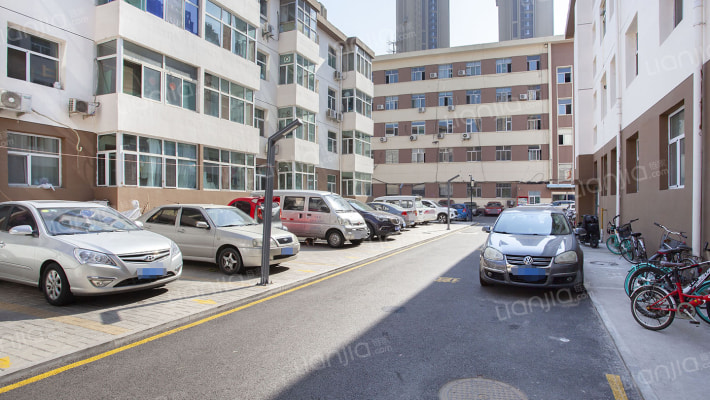 纺织局宿舍外景图