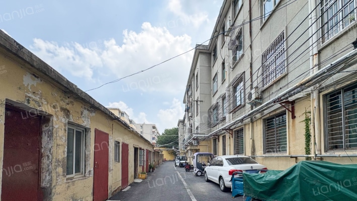 烟草局家属院外景图