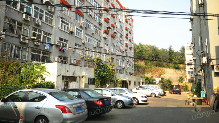 重庆南路68号小区外景图