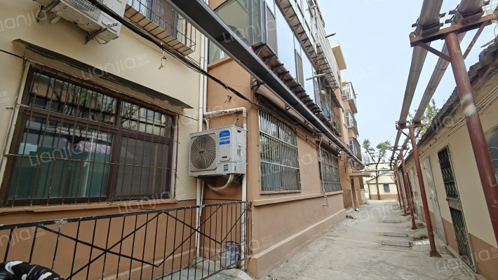 外贸土产外景图