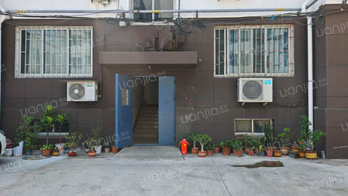 潍坊银行宿舍小区外景图