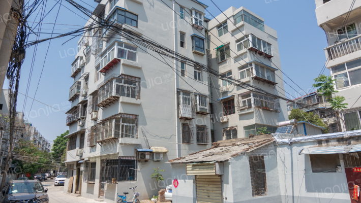 西坡东街5号院外景图