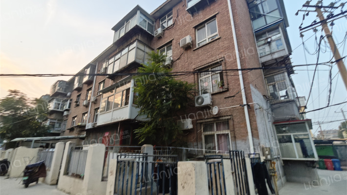 建委宿舍外景图