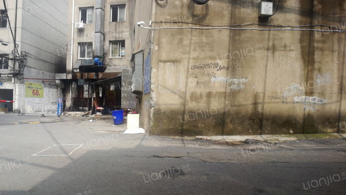 中南路街外景图