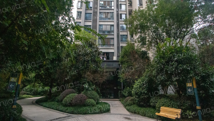 名流公馆外景图