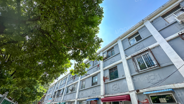 陵西南大街51号家属院外景图