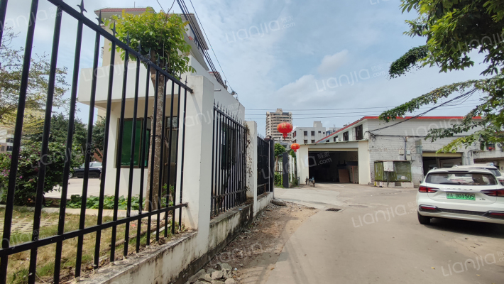 巴伦河畔外景图