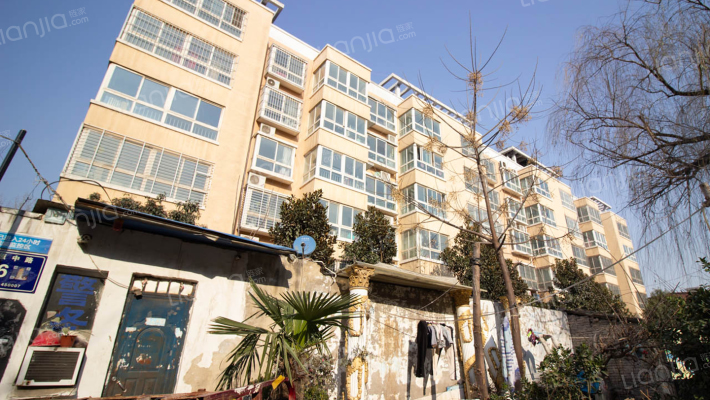 世平小区外景图