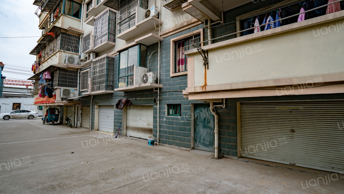 八字桥农民公寓外景图