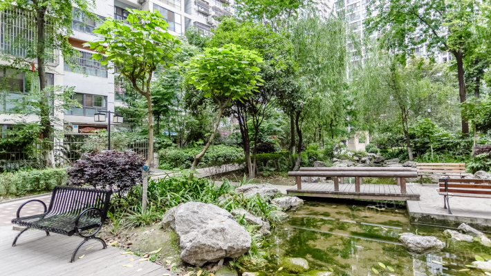 上行锦绣外景图