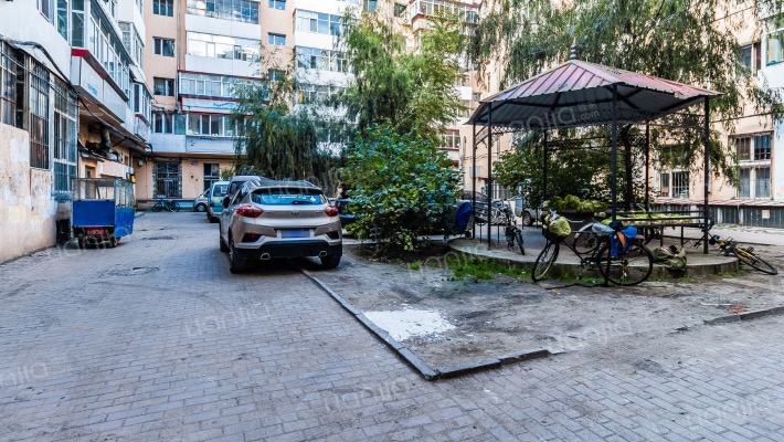 华侨小区外景图