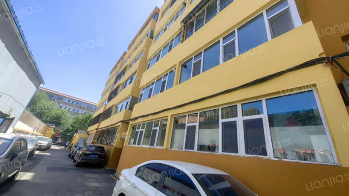 前进路市政小区外景图