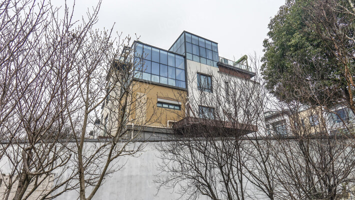 岚山别墅外景图