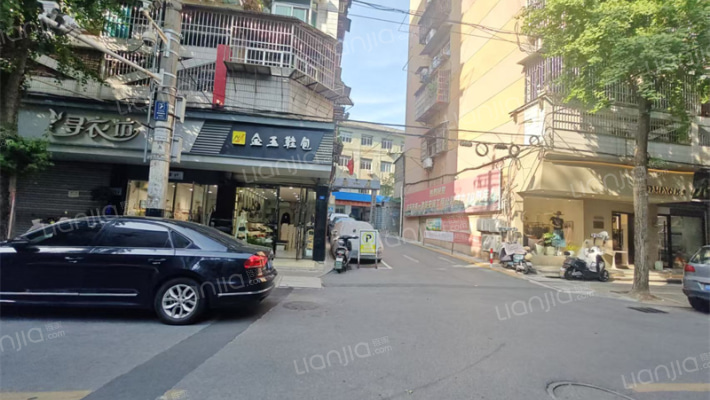 四照园街外景图