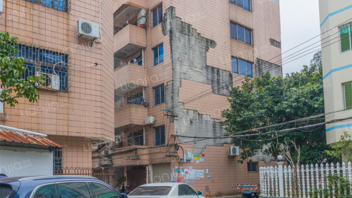 亿海小区外景图