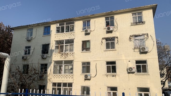 清真寺街外景图