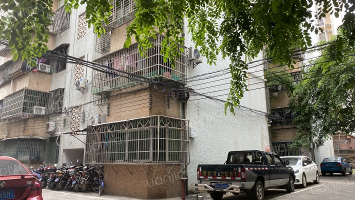 龙塘糖厂宿舍外景图