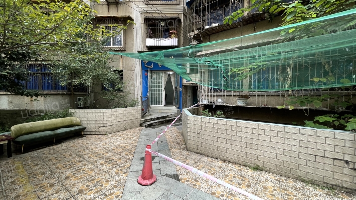 解放路261号外景图