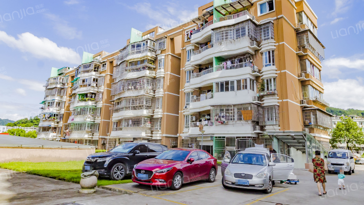 梅和景苑外景图