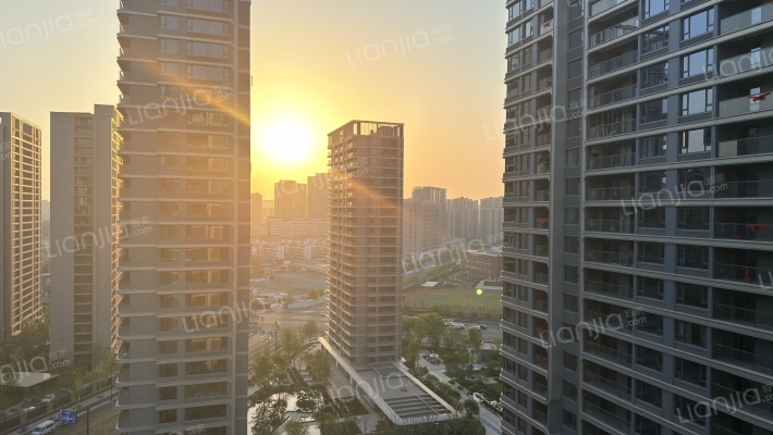 星瓒颂锦府外景图