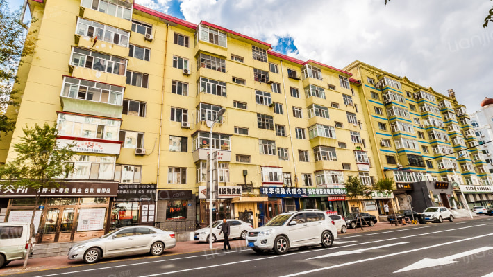 经纬九道街外景图