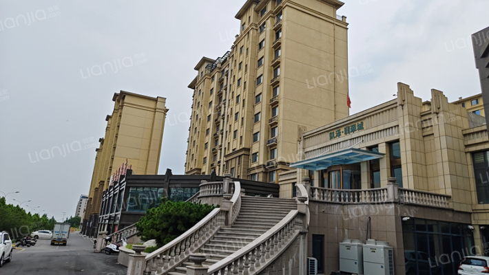 凯泽翡翠城外景图