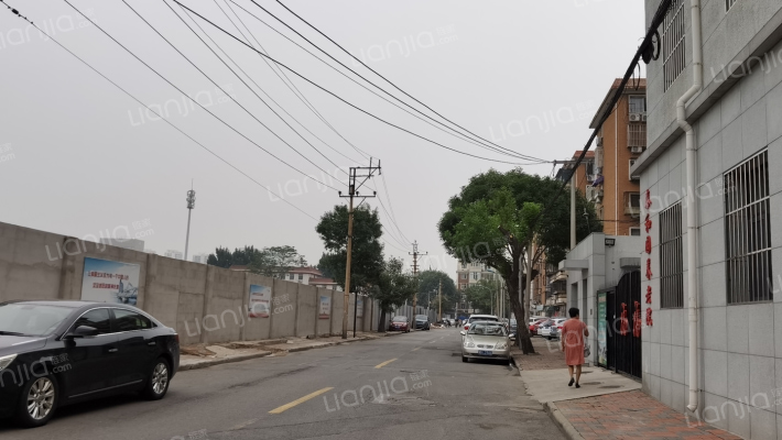 八纬北路外景图