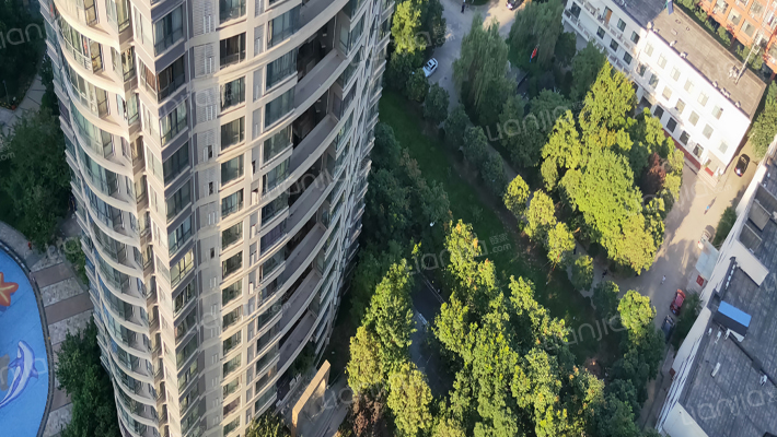 利君明天外景图