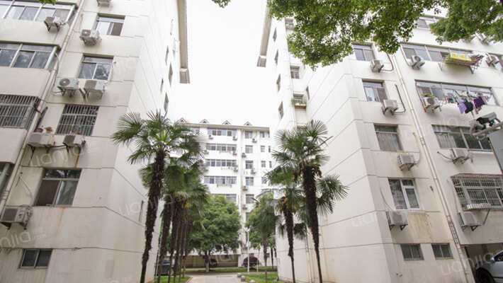 湖北省林业局宿舍外景图