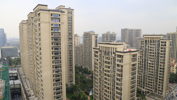 龙湖滟澜山茗轩南区三期外景图