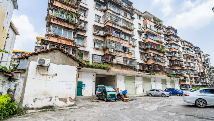 南宁乳业有限责任公司乳品厂生活区外景图