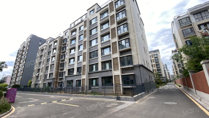 鲁丰盛世华庭外景图