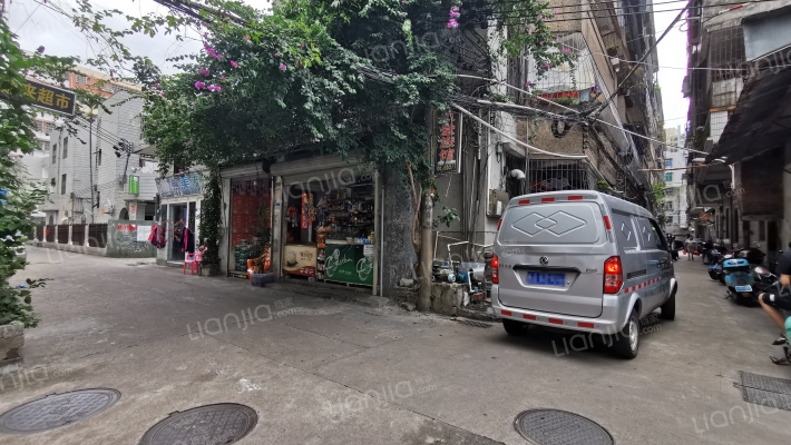 华达小区外景图