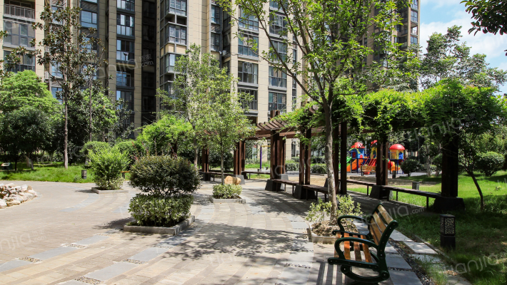 山水家园外景图