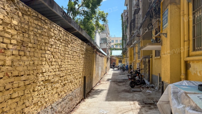 区机关事务管理局楼外景图