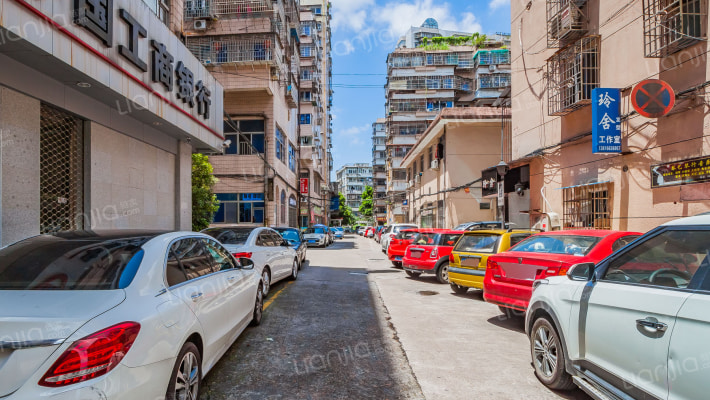 五洲大厦外景图