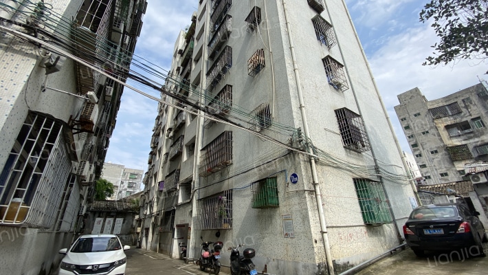 五金厂宿舍外景图