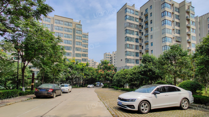 芷阳新苑西区外景图