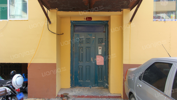 房地局宿舍外景图