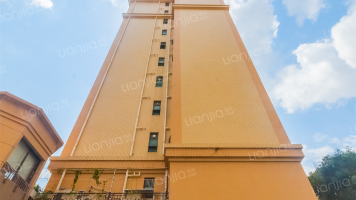 凯澄湾畔外景图