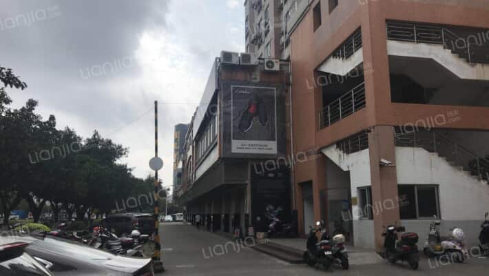 兴华商住楼外景图