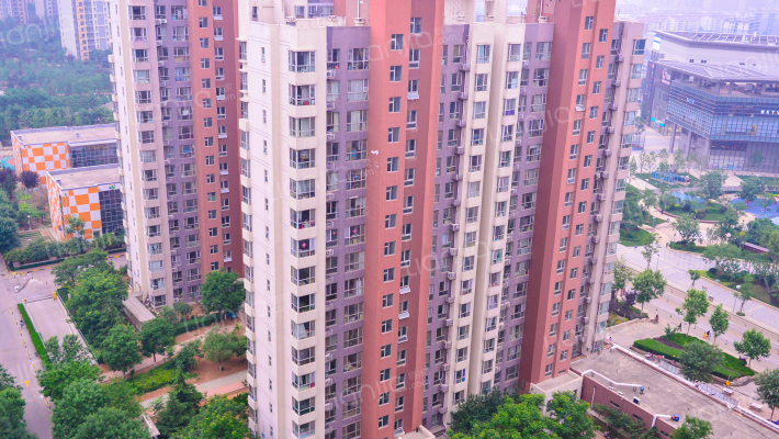 鲁能领秀城十一区外景图