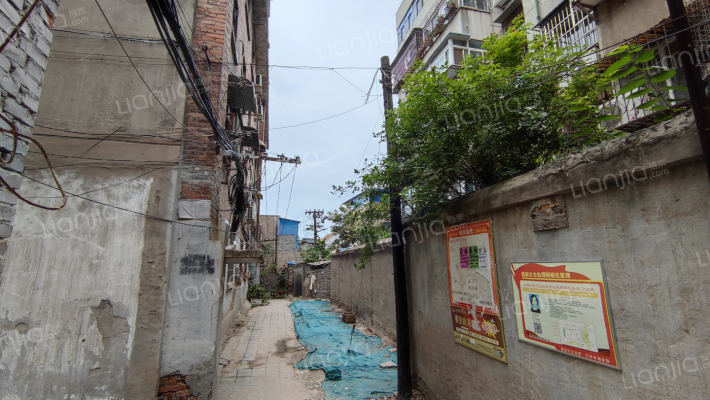 中山路80号院外景图