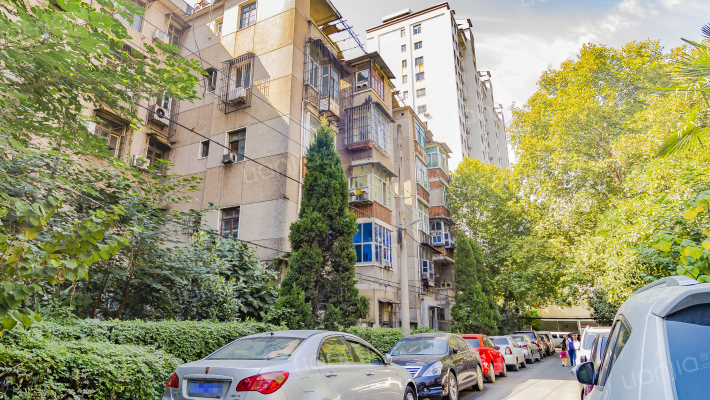 洪山路社区外景图